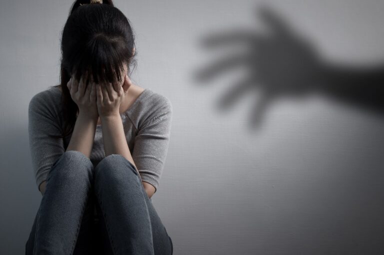 Frau, die Opfer sexueller Belästigung wurde